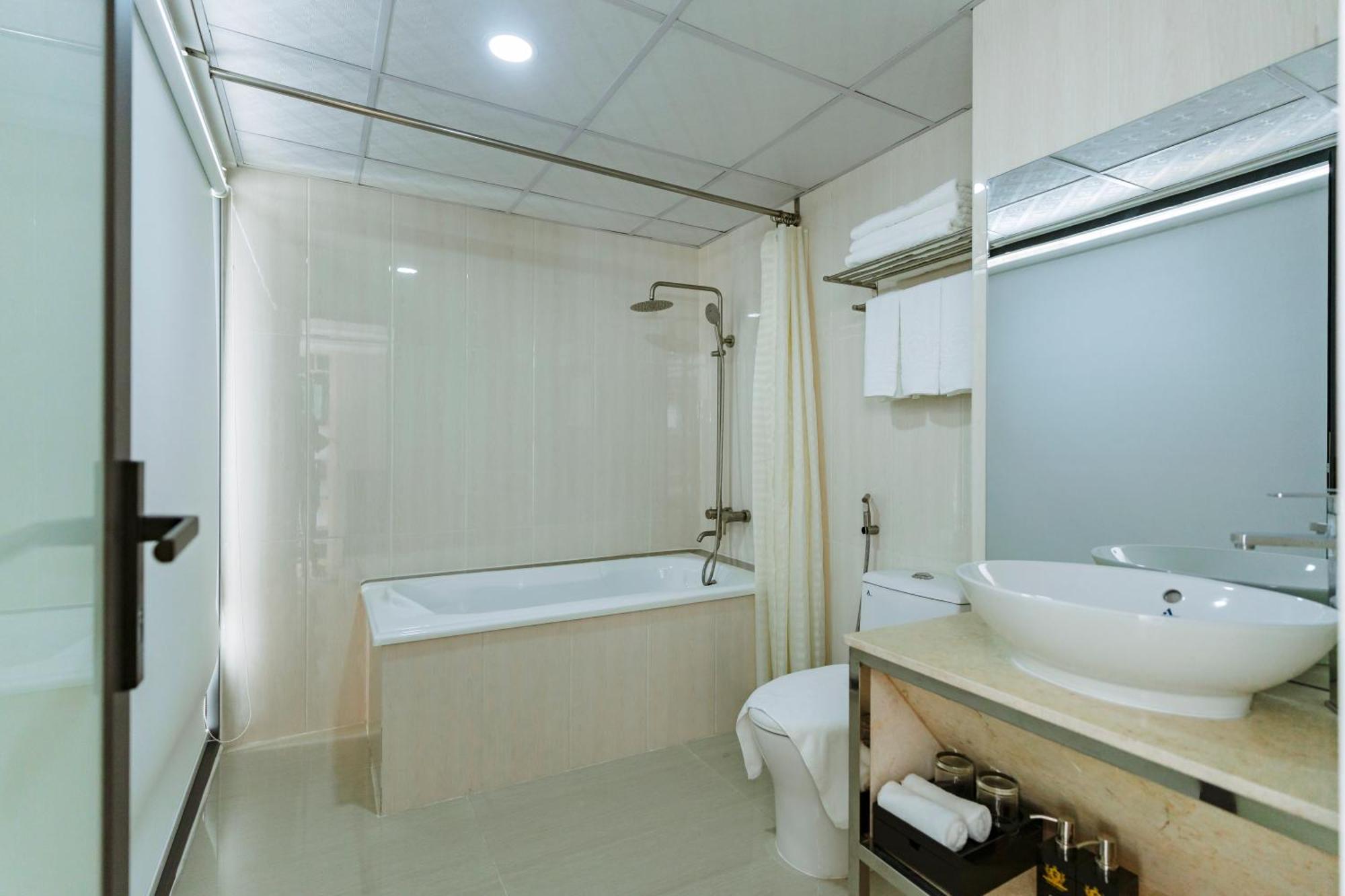 Napoleon Nha Trang Hotel Bagian luar foto