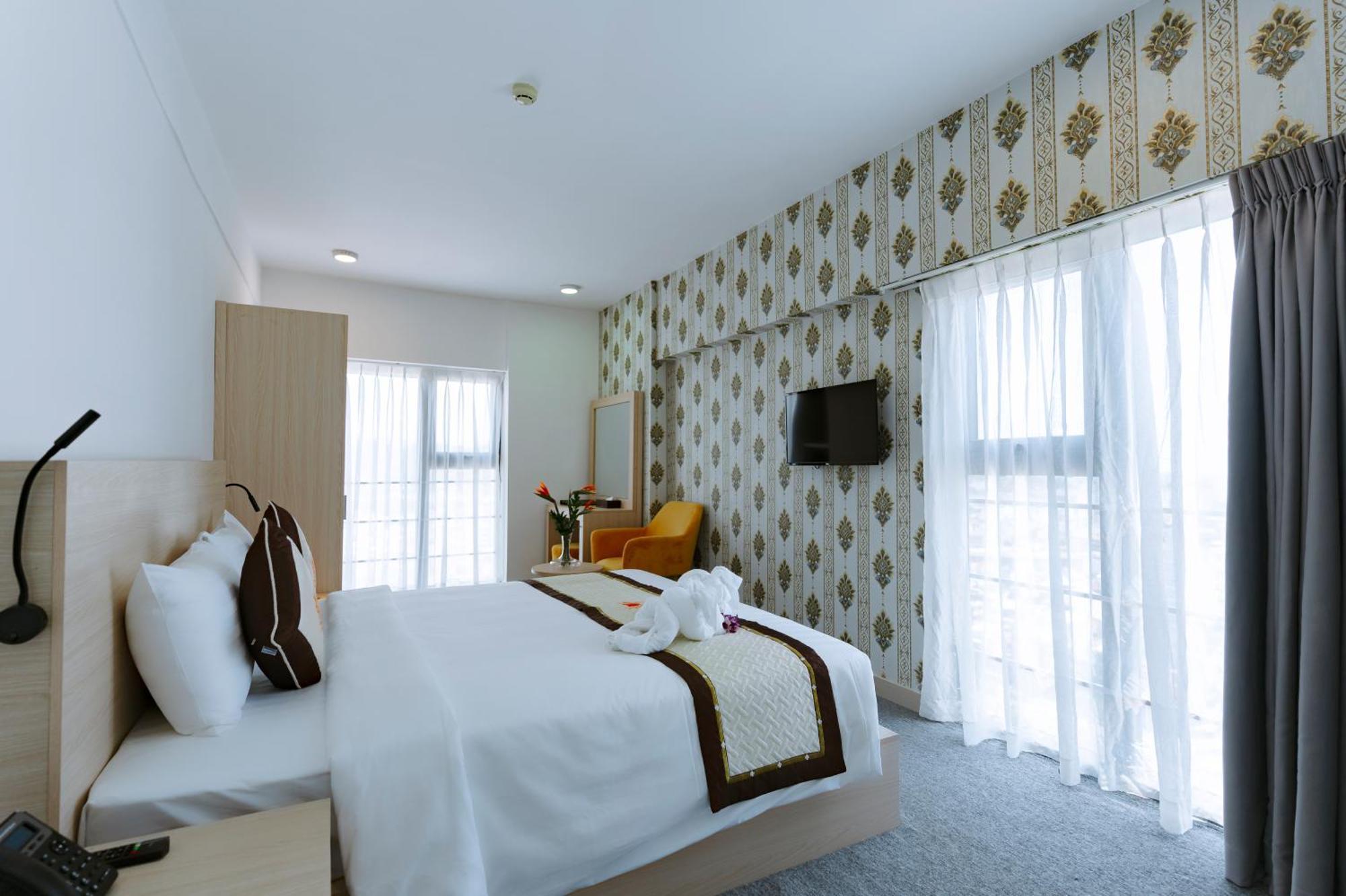 Napoleon Nha Trang Hotel Bagian luar foto